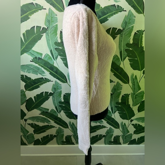 Le Lis Beige Fuzzy Square Neck Sweater Top Size L - Picture 4 of 5